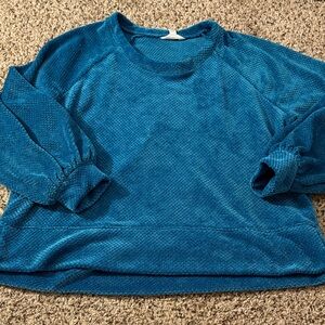 Time and Tru Vibrant Blue Knit Top Sz. M